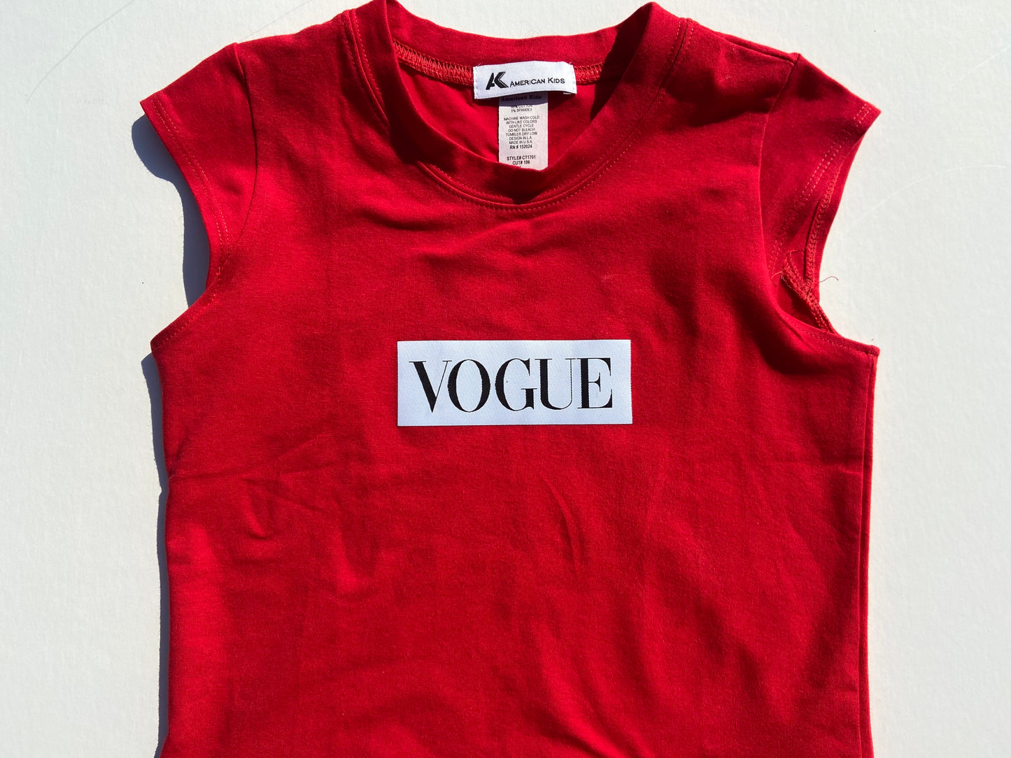 RED VOGUE CROP TOP